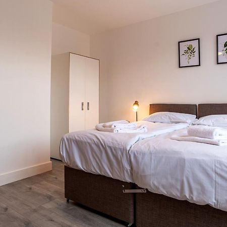 Copenhagen Court Apartments Basingstoke Exterior photo