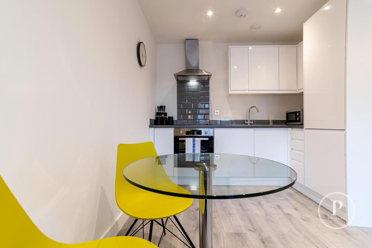 Copenhagen Court Apartments Basingstoke Exterior photo